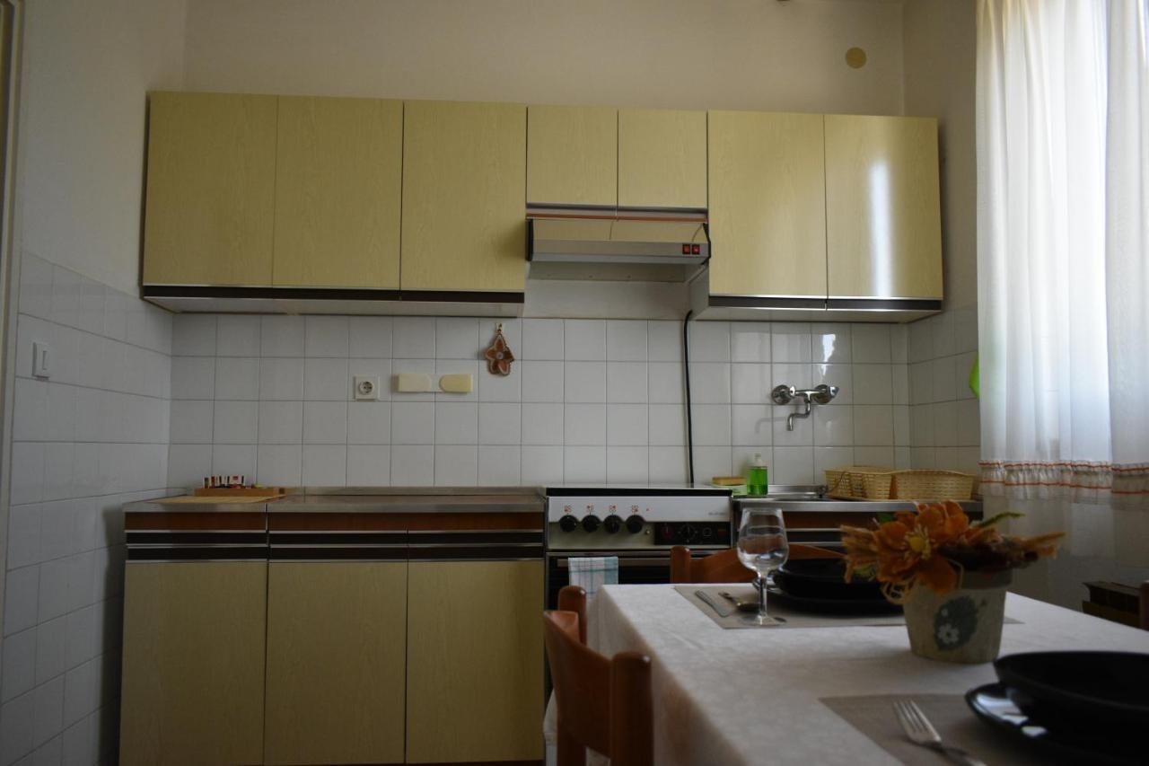 Apartmani Grejs Labin  Buitenkant foto